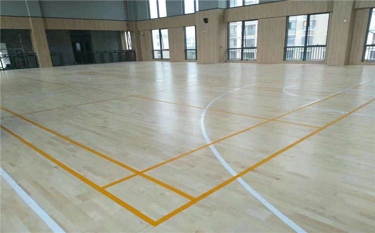 上海楓木實(shí)木運(yùn)動地板廠家報(bào)價(jià)